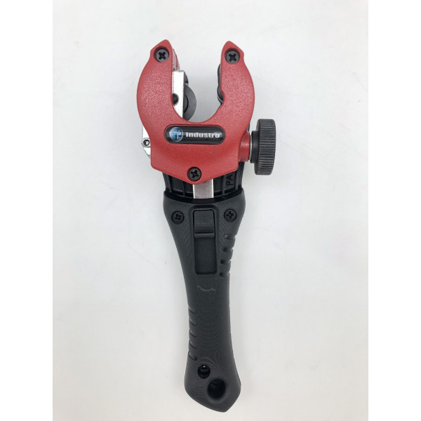 1/8 in. to 5/8 in. 2 in 1 Ratcheting Tube Cutter