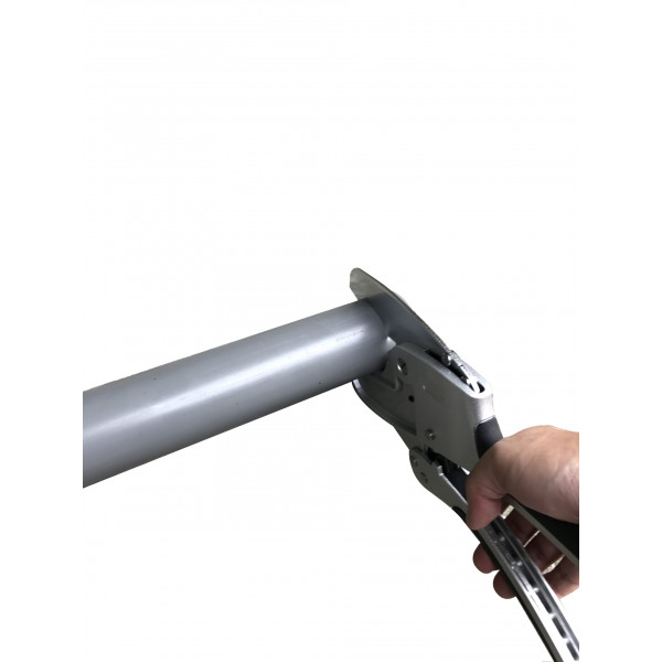 2-1/2 in. Ratcheting PVC Pipe Cutter