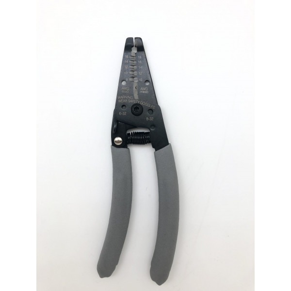 8 to 16 Gauge Wire Stripper and Cutter