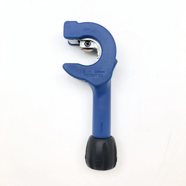 Ratcheting Pipe & Tubing Cutter
